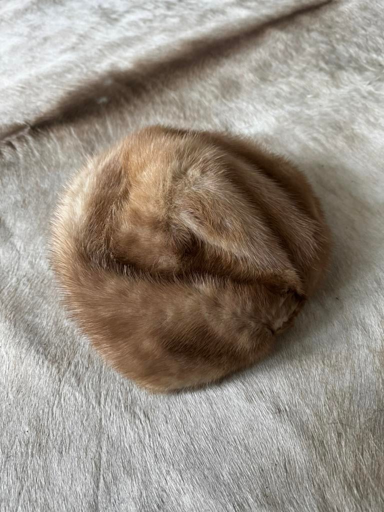 Vintage bontmuts – echt bont – bruin – retro dames hoed, Kleding | Dames, Hoeden en Petten, Ophalen of Verzenden, Zo goed als nieuw