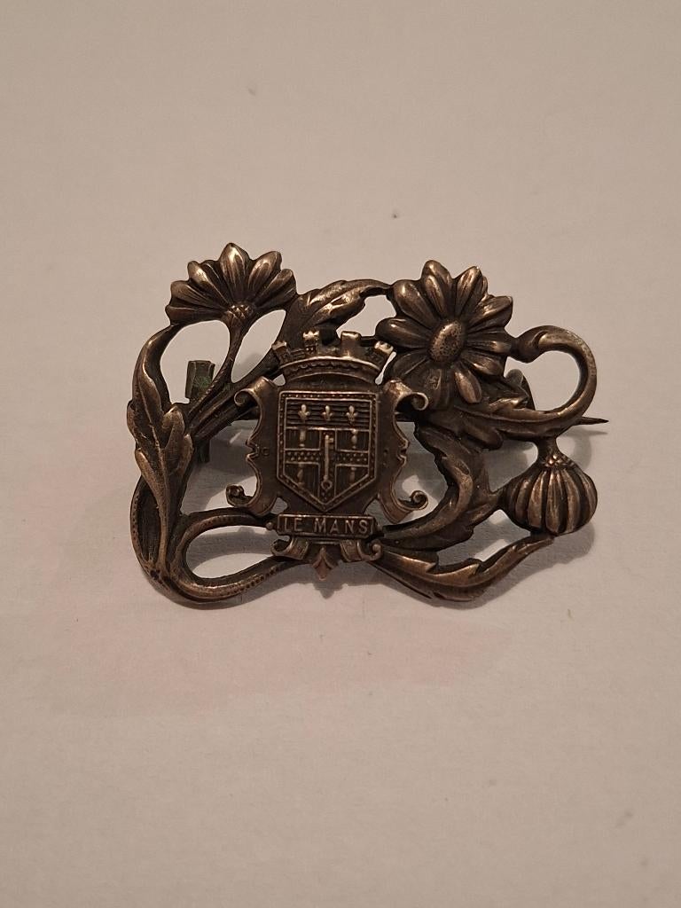 Antieke Broche Le Mans, Verzamelen, Ophalen of Verzenden, Transport