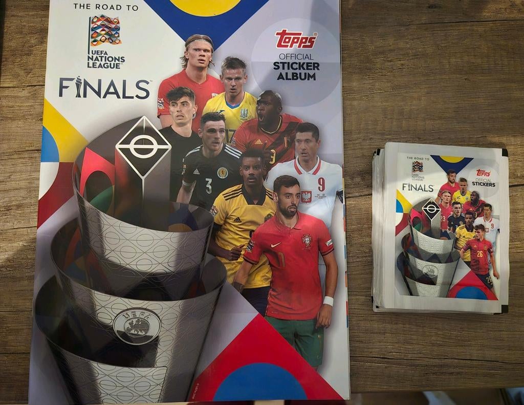 Topps Nation League album + 50 pakjes 1e editie, Verzenden, Nieuw, Meerdere stickers