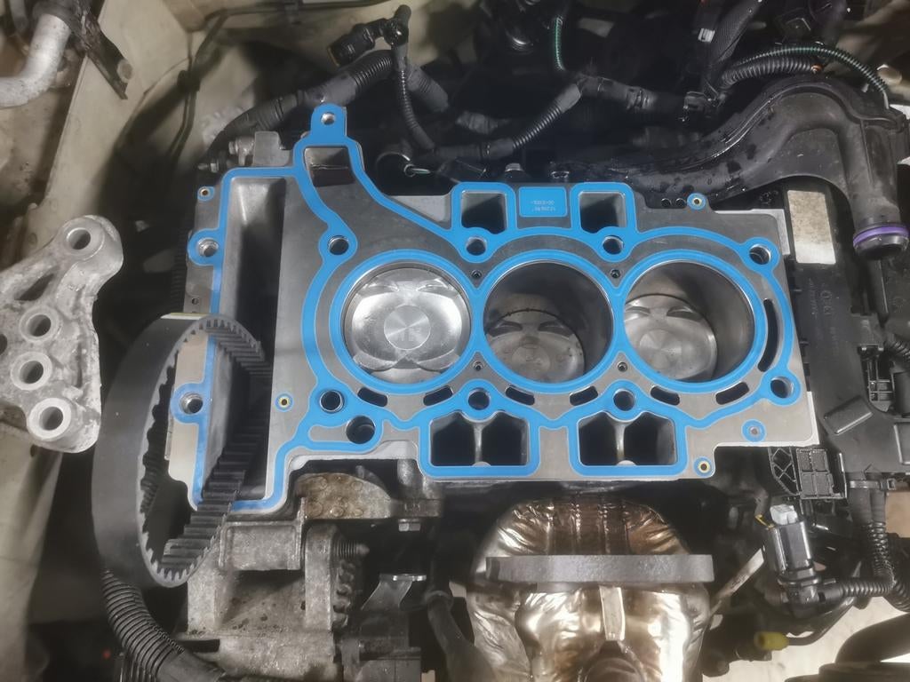 1.2 puretech motorrevisie. hoog olieverbruik.