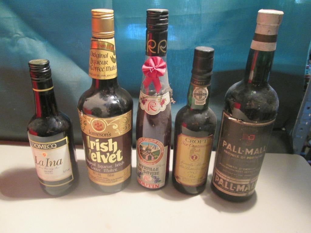 5 Flessen Porto / Sherry / Irish Velvet / Myrtell de Savoie, Verzamelen, Wijnen, Overige gebieden, Overige typen, Ophalen of Verzenden