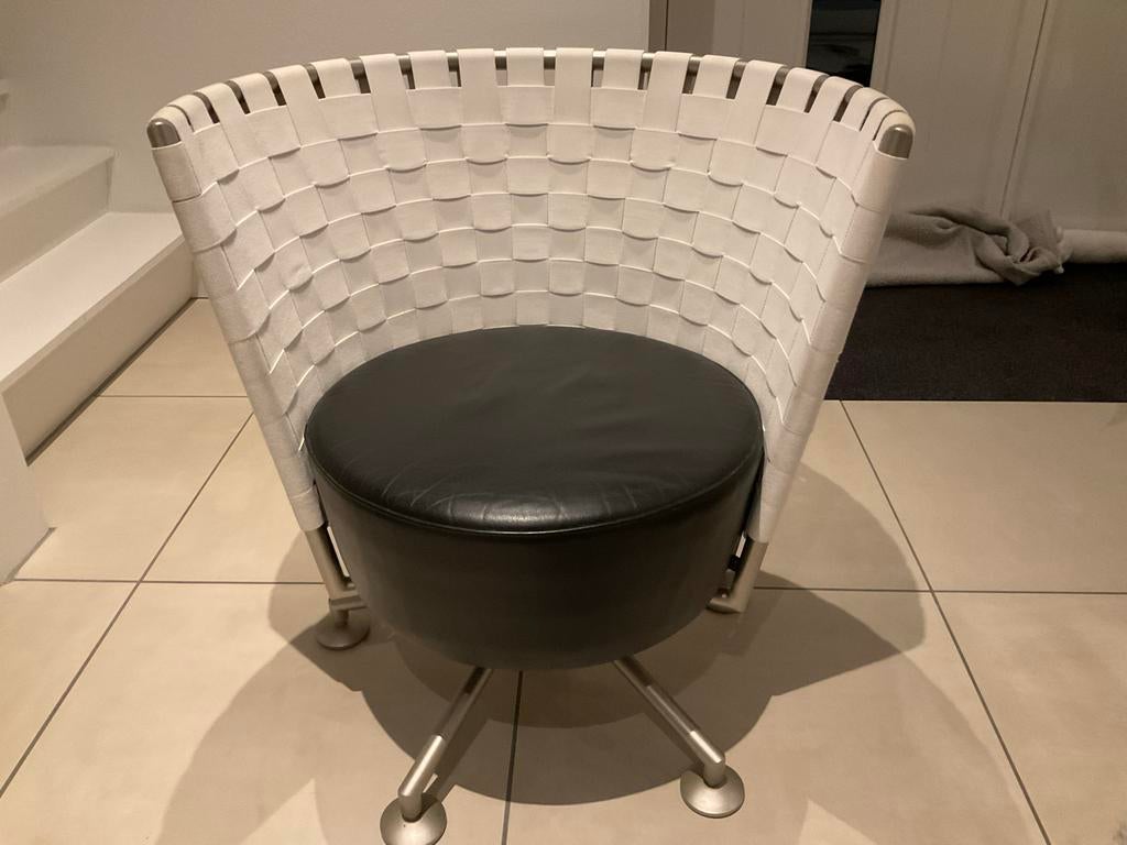 Cor Circo draaifauteuil - Uniek design!, Ophalen, Zwart, Leer, Zo goed als nieuw