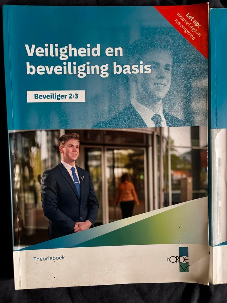 Veiligheid en beveiliging basis - Beveiliger 2/3, Boeken, Ophalen of Verzenden, Zo goed als nieuw, MBO