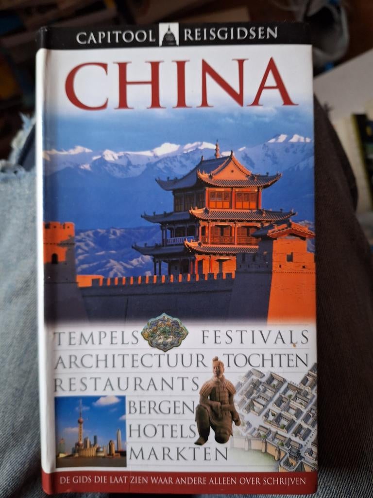 Capitool Reisgids China ZGAN, Boeken, Reisgidsen, Capitool, Ophalen of Verzenden, Zo goed als nieuw, Reisgids of -boek