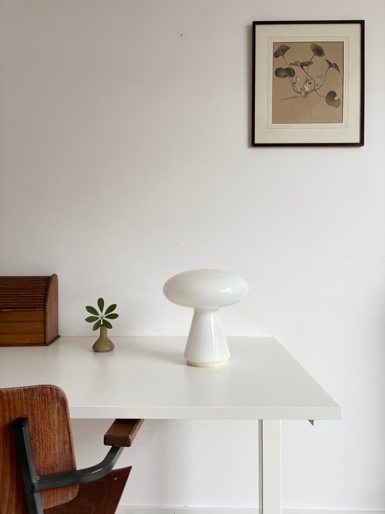 Prachtige vintage mushroom tafellamp, wit opaalglas,  ‘70s, Gebruikt, Vintage, retro, midcentury design, antiek space age Murano