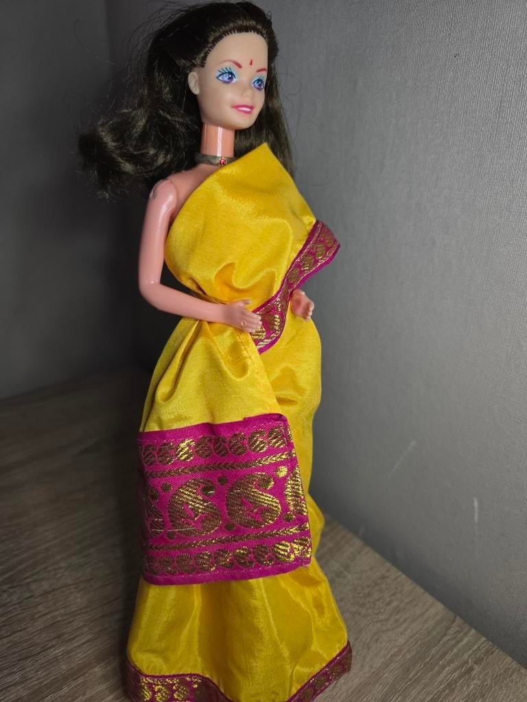 Barbie In India 1987 vintage Mattel, Verzamelen, Poppen, Ophalen of Verzenden, Zo goed als nieuw, Pop