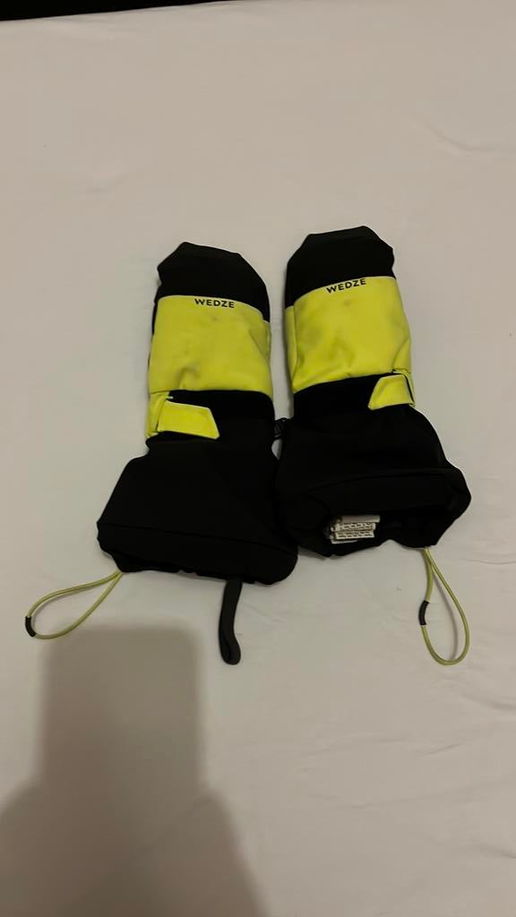 Skihandschoenen kind 10 jaar valt 8 jr Decathlon Wedze zwart, Gebruikt, Ophalen of Verzenden, Handschoenen, Jongen