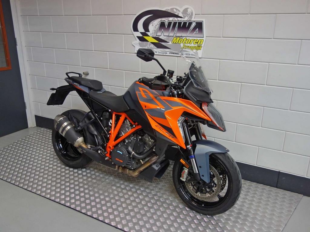 KTM 1290 SUPER DUKE GT, 2 cilinders, KTM, Motorrijbewijs A, Bedrijf