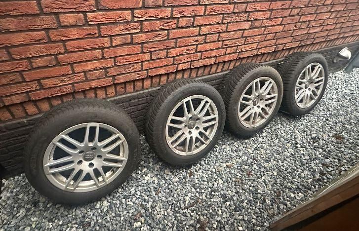 Winterbanden Vredestein Snowtrac 5 205/55 R15 / Audi velgen, Ophalen