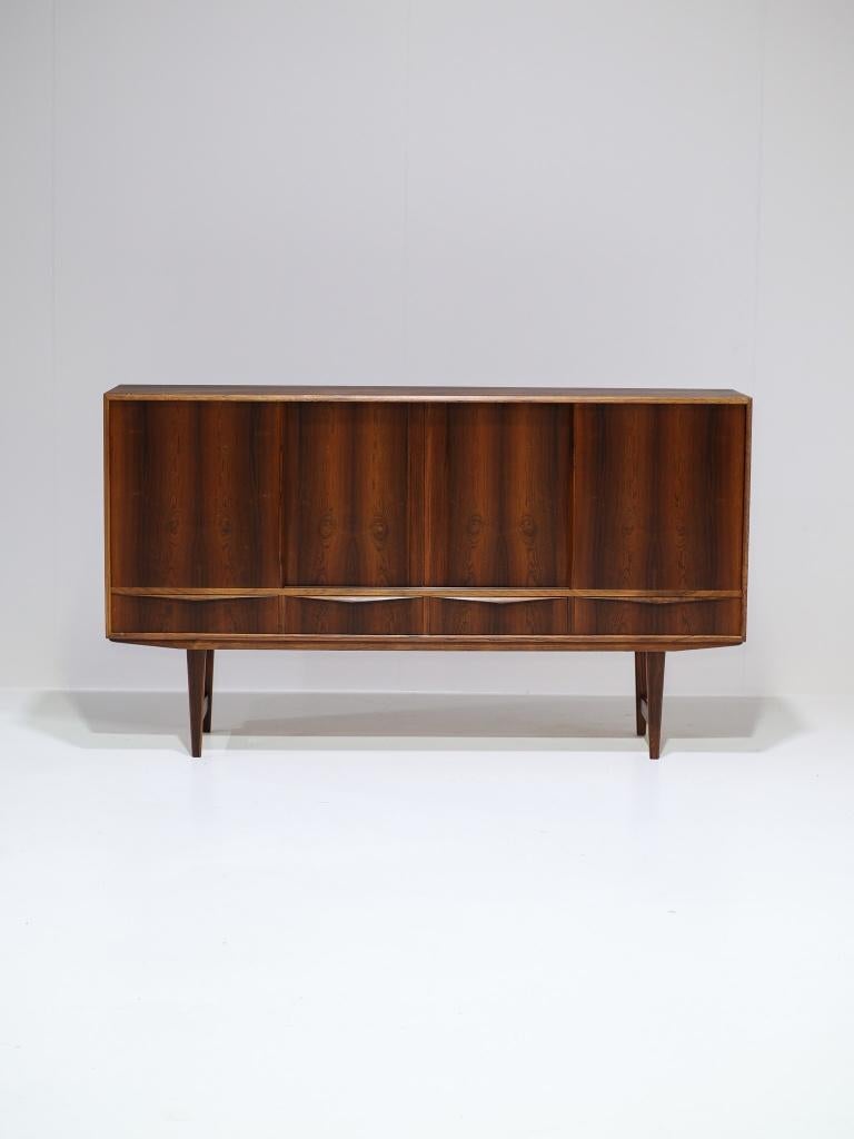 E.W. Bach highboard met bar palissander Deens vintage 1960s, Ophalen, Met deur(en), -, -