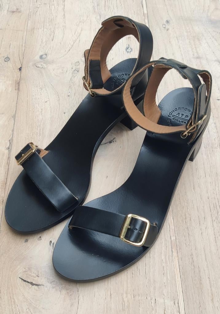 Leren schoenen, sandalen ATP Atelier Italië, model Carmen, Zwart, Zo goed als nieuw, ATP Atelier, Sandalen of Muiltjes