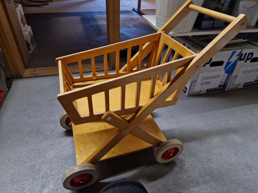 Educo Houten Speelgoedwinkelwagentje, Ophalen, Gebruikt, Duw- of Trekspeelgoed