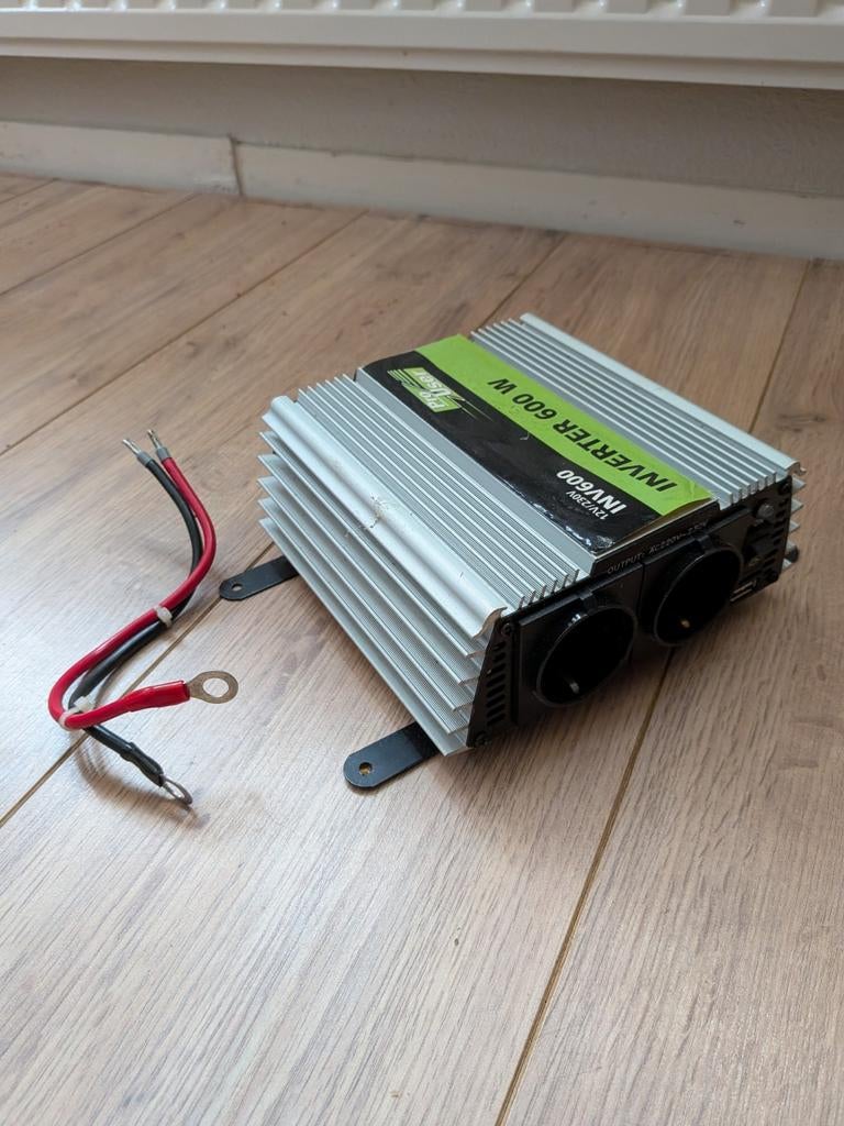 Pro User INV600 600W Omvormer 12V naar 220V - Inverter, Auto diversen, Ophalen of Verzenden, Gebruikt
