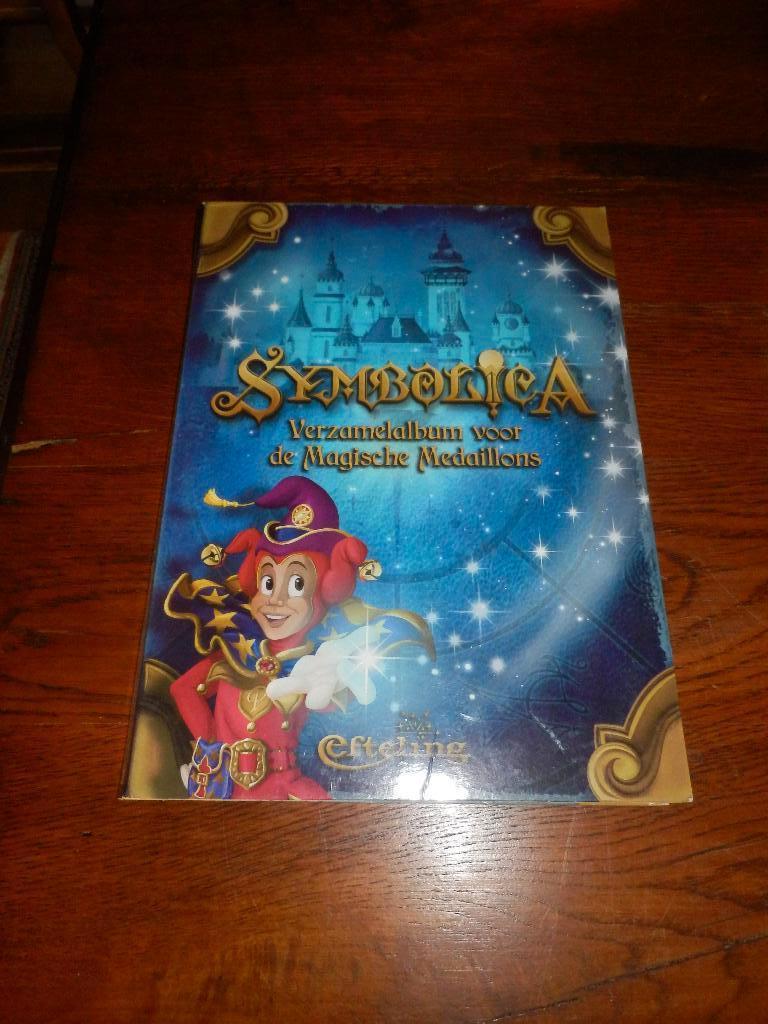 Efteling Symbolica verzamelalbum::::Magische medaillons., Verzamelen, Efteling, Ophalen of Verzenden, Zo goed als nieuw, Overige typen