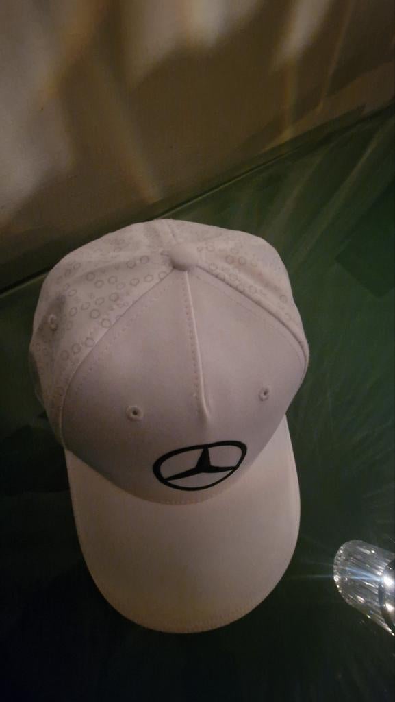 Mercedes F1 pet 2024 wit groen, bieden mag!, Onbekend, One size fits all, Ophalen of Verzenden, Pet