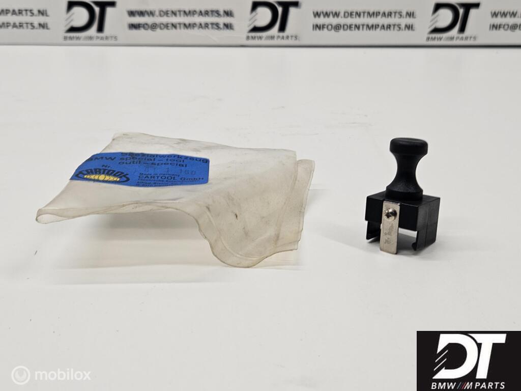 Puller 6-pin connector BMW 611160 83300492730, Gebruikt, Ophalen of Verzenden