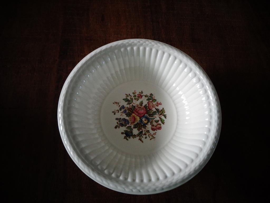 Wedgwood Conway schaaltje, 16 cm, Huis en Inrichting, Keuken | Servies, Ophalen of Verzenden, Wedgwood, Porselein, Schaal of Schalen