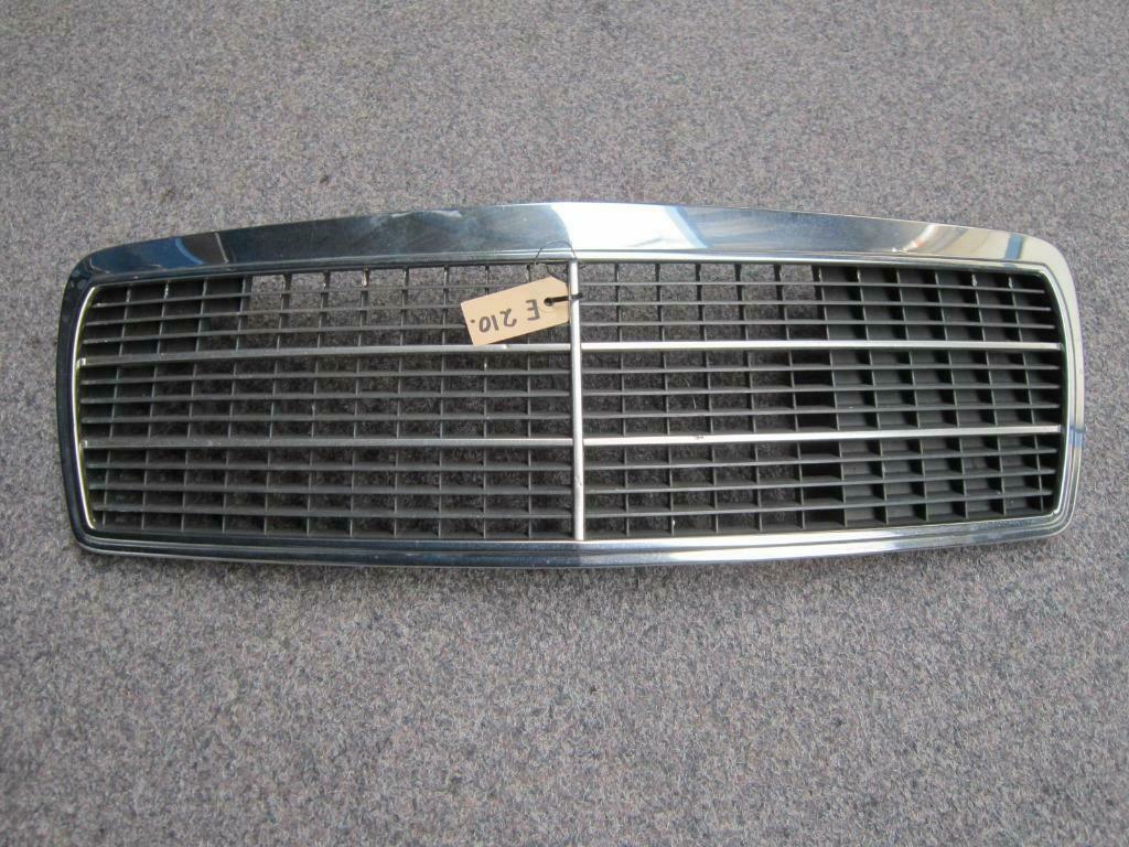 GRILLE MERCEDES W210, Ophalen, Gebruikt, Mercedes-Benz