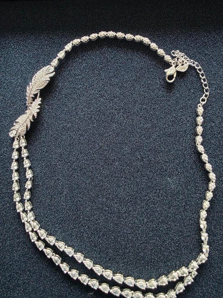 Swarovski Collier - Verfijnd & Elegant, Overige materialen, Ophalen of Verzenden, Zilver, Verstelbaar