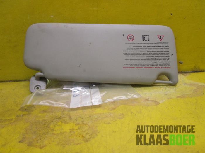 Zonneklep van een Renault Twingo, Ophalen of Verzenden, 12 maanden garantie, Gebruikt, Renault