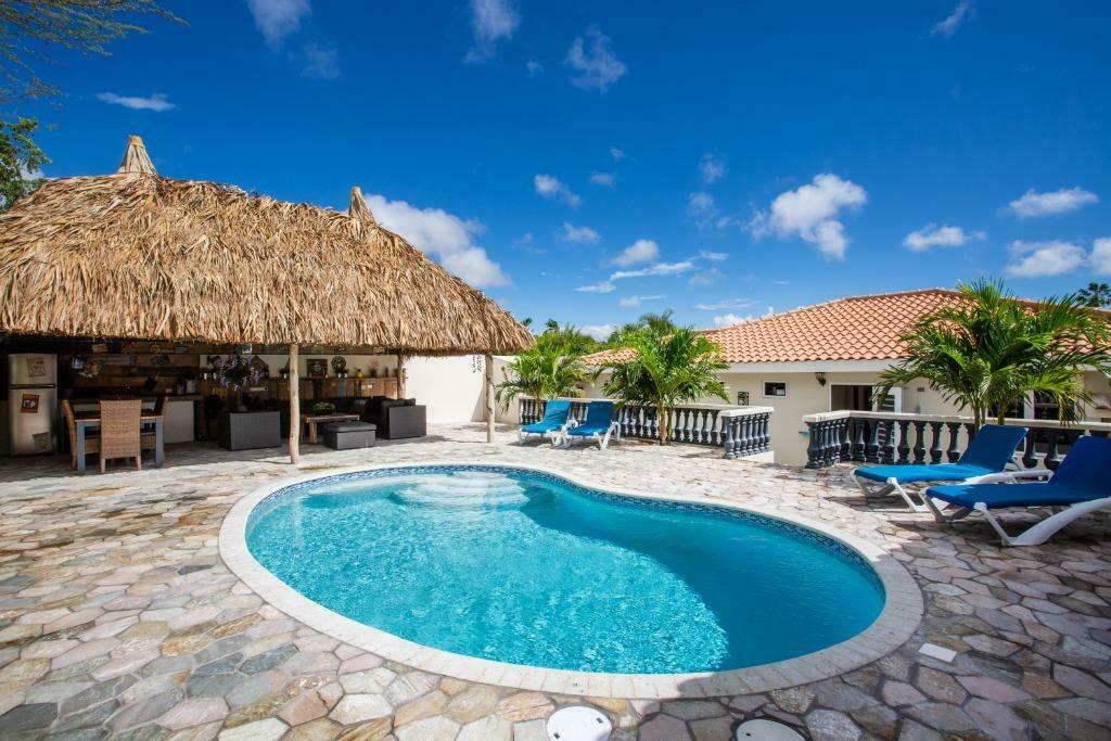 Luxe vakantievilla met privé zwembad op Curaçao in Jan Thiel, Vakantie, Vakantiehuizen | Nederlandse Antillen, Wasmachine, Curaçao