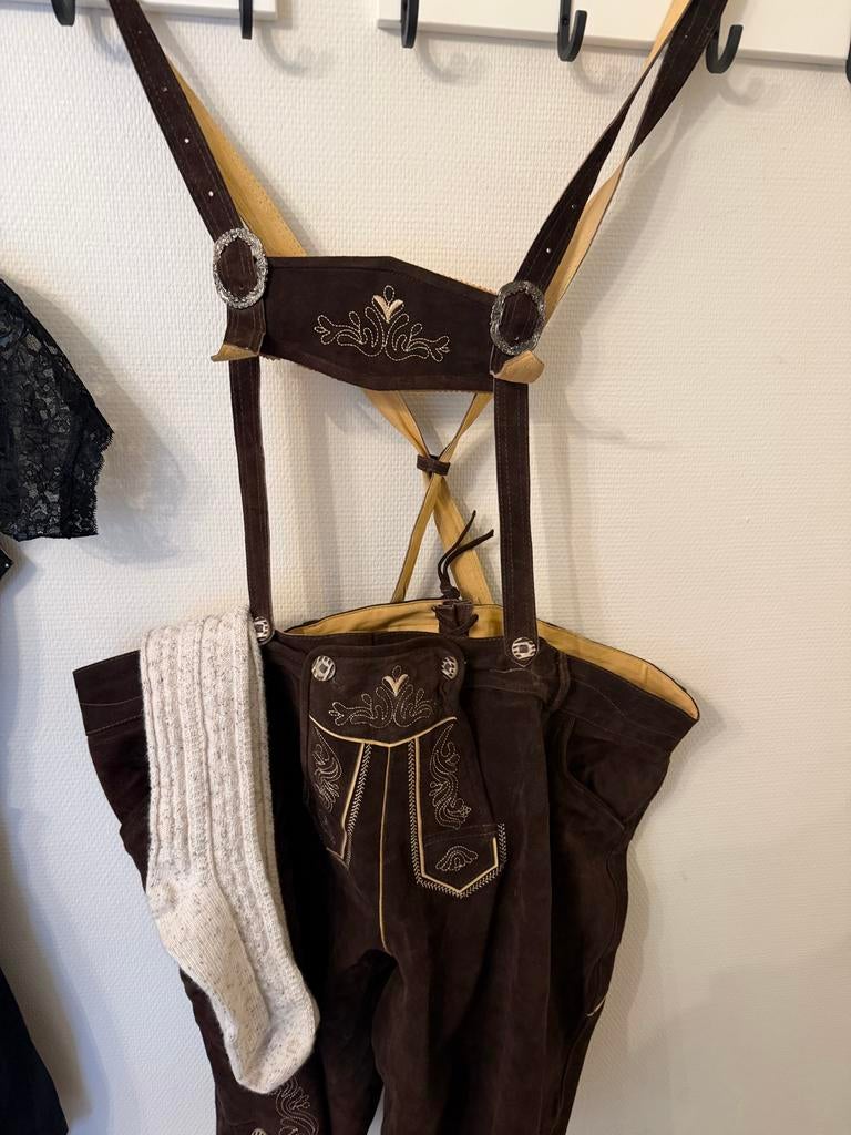 Bruine lederhose maat 68, Carnaval, Overige maten, Ophalen of Verzenden, Zo goed als nieuw