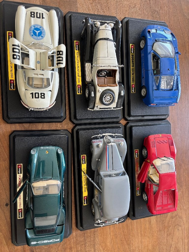 BURAGO miniatuur auto, Ophalen of Verzenden, Zo goed als nieuw