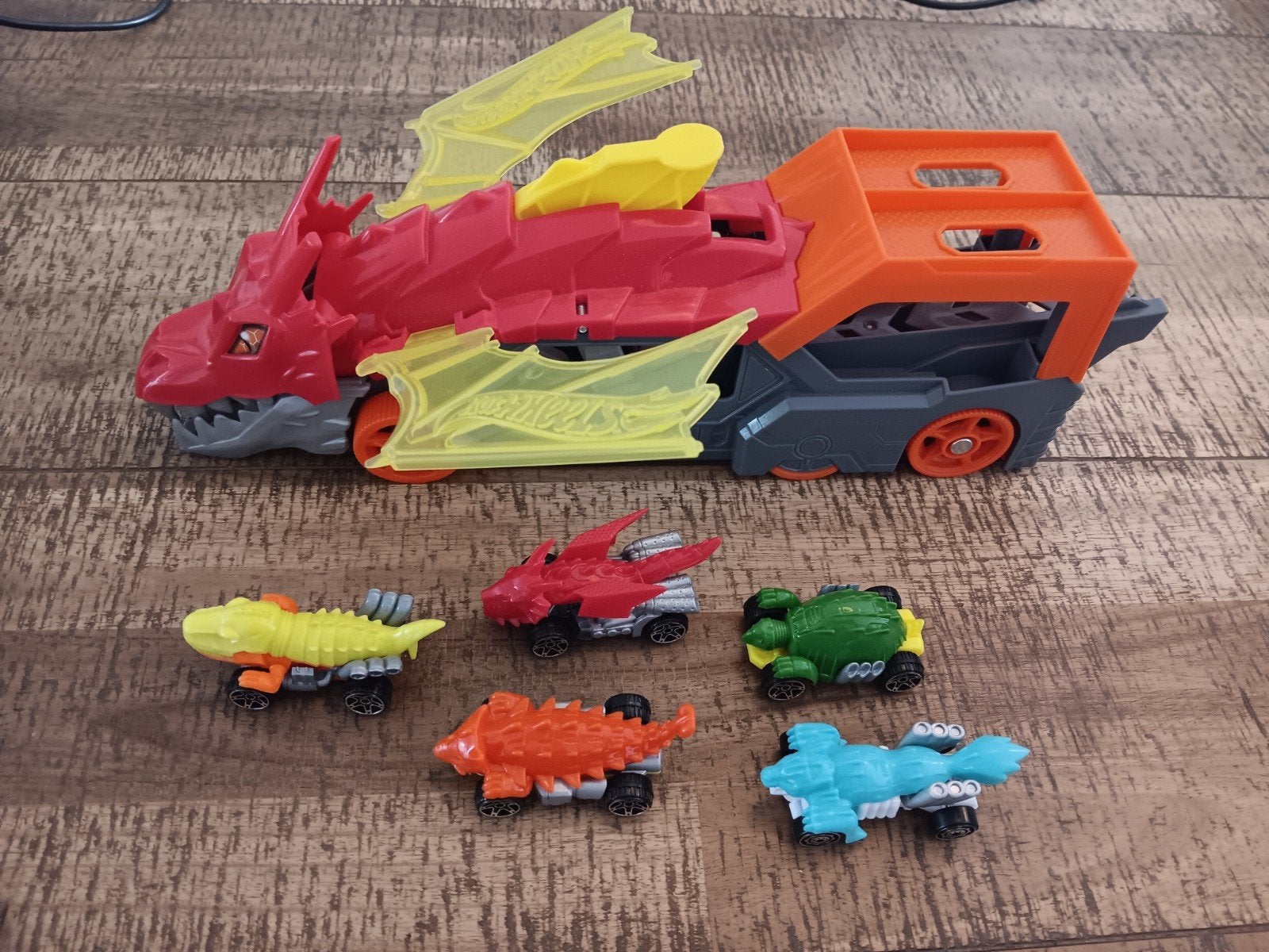 hot wheels, Ophalen of Verzenden, Zo goed als nieuw
