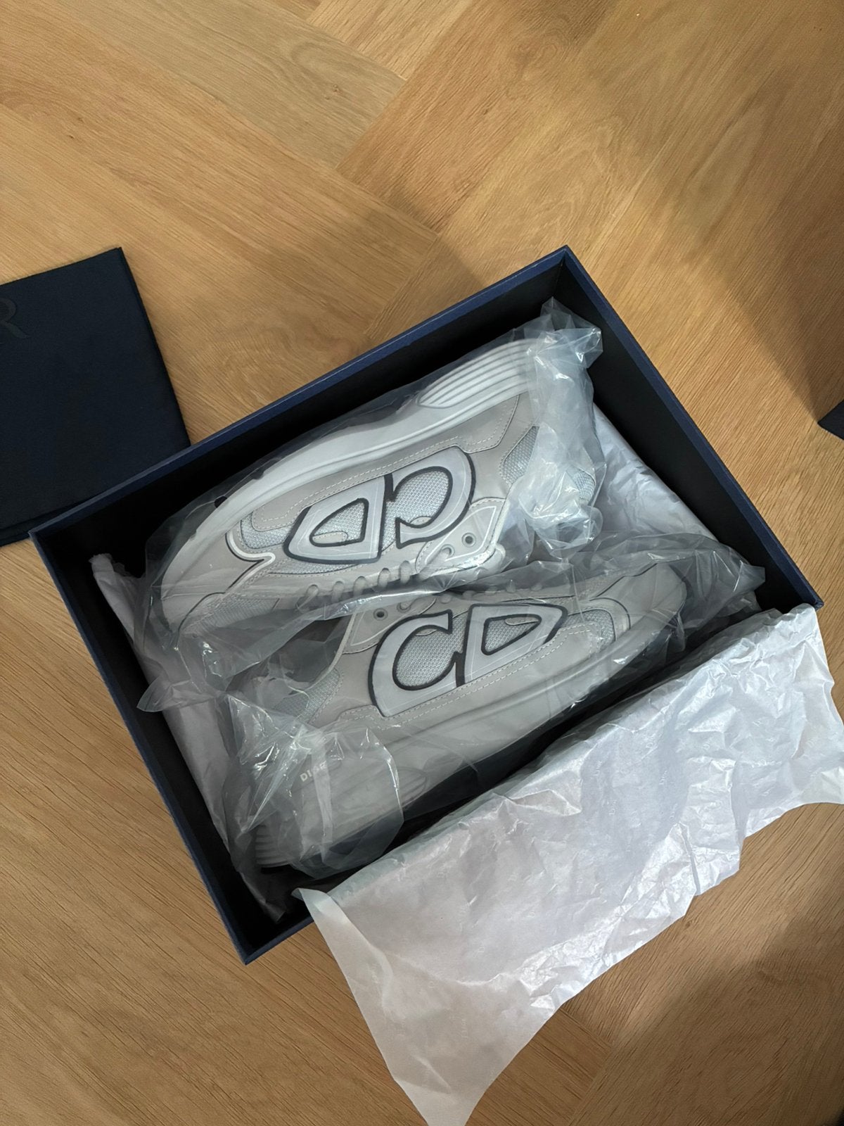 Dior B30 gray/white, Auto-onderdelen, Vrachtwagen-onderdelen, Ophalen of Verzenden, Nieuw, Overige merken