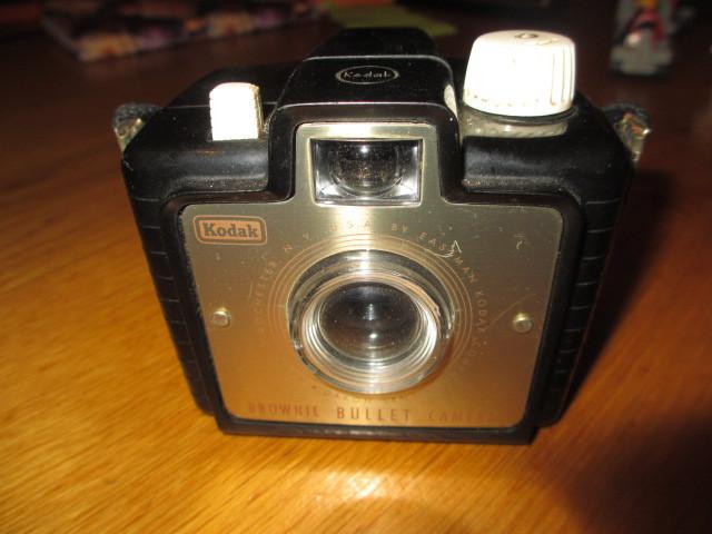 Kodak Brownie Bullet Camera, Ophalen of Verzenden, Gebruikt, Compact, Kodak