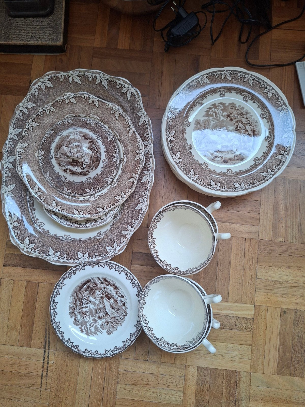 Antiek George Jones & Sons Crescent Servies, Ophalen of Verzenden