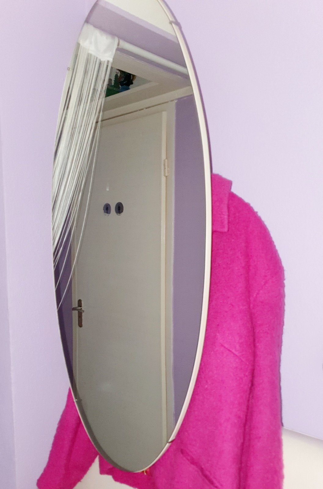 Spiegel ovaal met achter ruimte voor jassen/kleding, Ophalen, Minder dan 50 cm, Zo goed als nieuw, Minder dan 100 cm