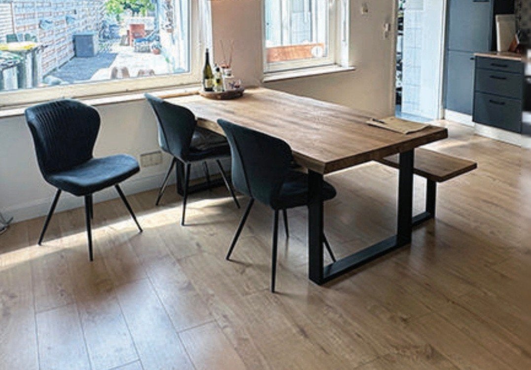 Eettafel met stoelen en bankje., Ophalen, Gebruikt, 100 tot 150 cm, 200 cm of meer