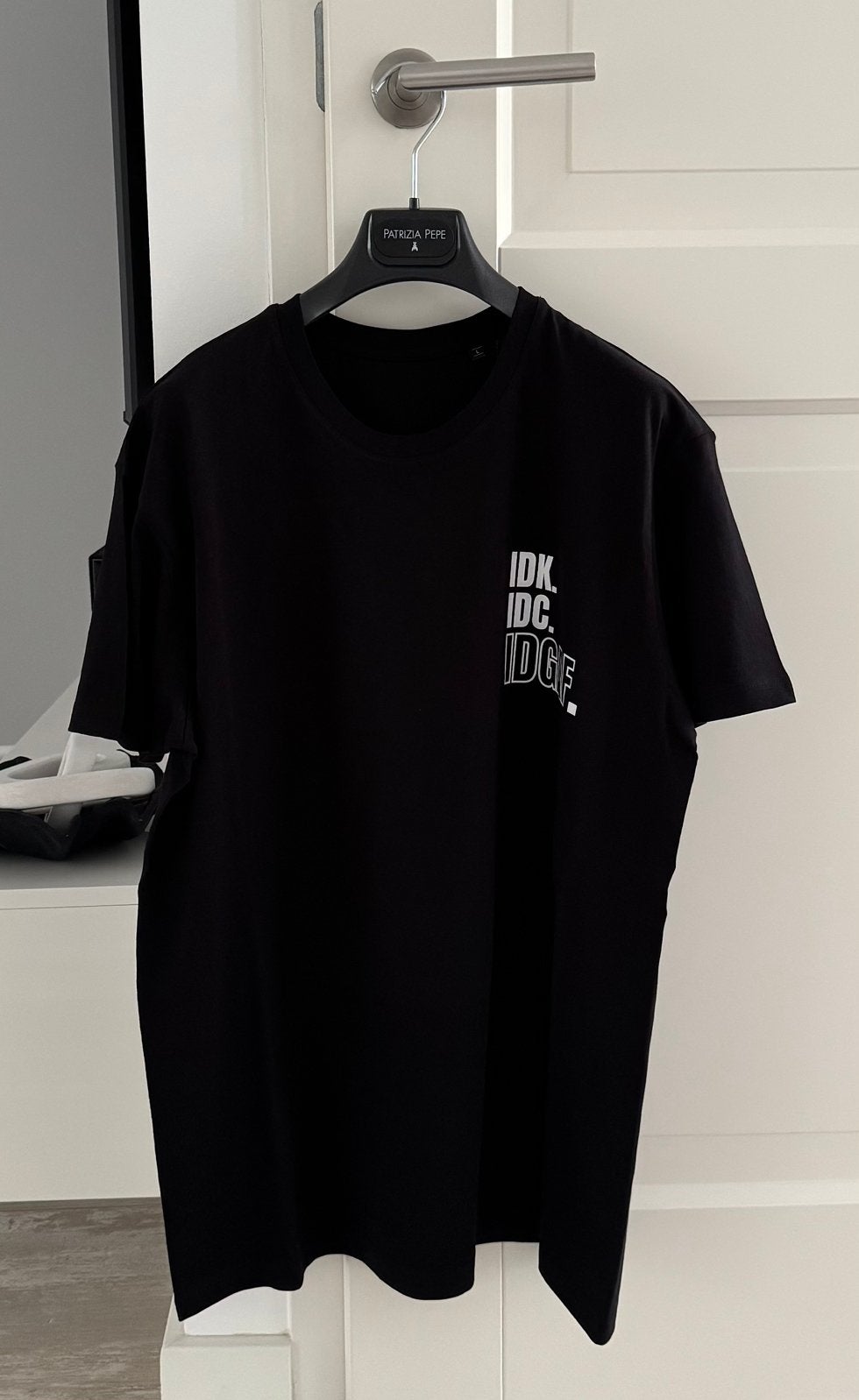 Zwarte T-Shirt maat L, Ophalen, Zo goed als nieuw, Zwart