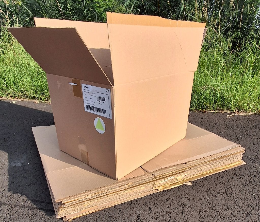 Grote dozen karton verpakkingsdozen verzenddozen pakketdozen, Doe-het-zelf en Verbouw, Kratten en Dozen, 40 tot 60 cm, Opvouwbaar
