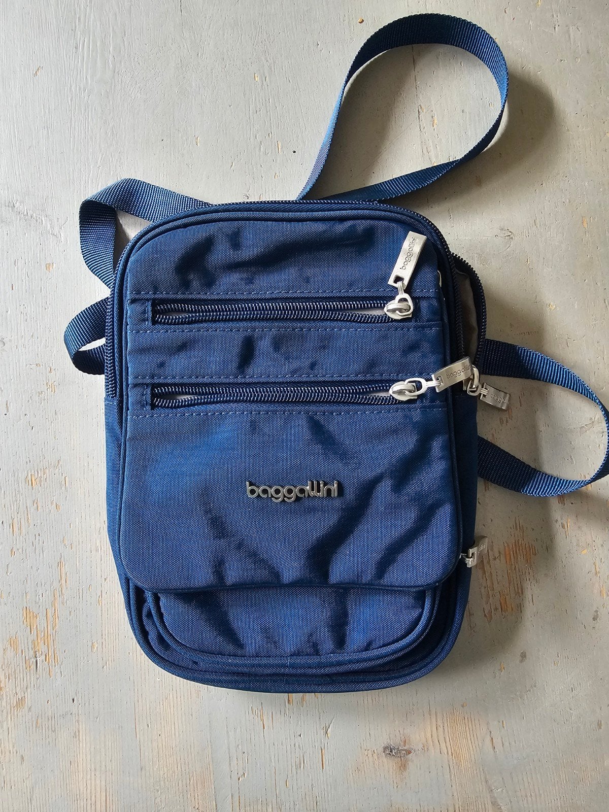 Baggalini schoudertas - Blauw, handig en compact, Sieraden, Tassen en Uiterlijk, Tassen | Schoudertassen, Ophalen of Verzenden