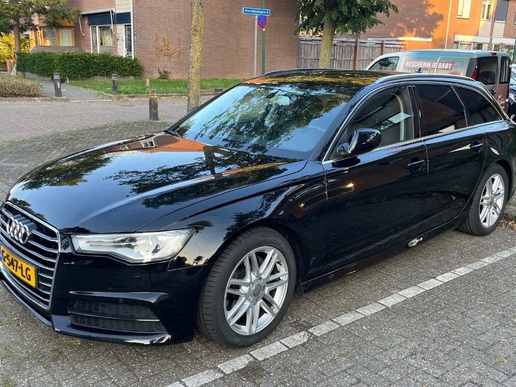 Audi A6 2.0 TDI 140KW Ultra Avant S-tr. 2016 Zwart, Auto's, Euro 6, Stationwagon, Diesel, Grijs