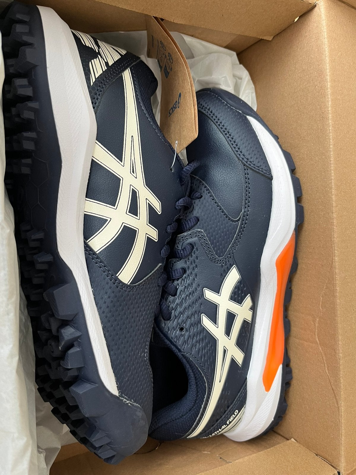 Nieuwe Korfbalschoenen veld maat 38, Ophalen of Verzenden, Nieuw, Schoenen