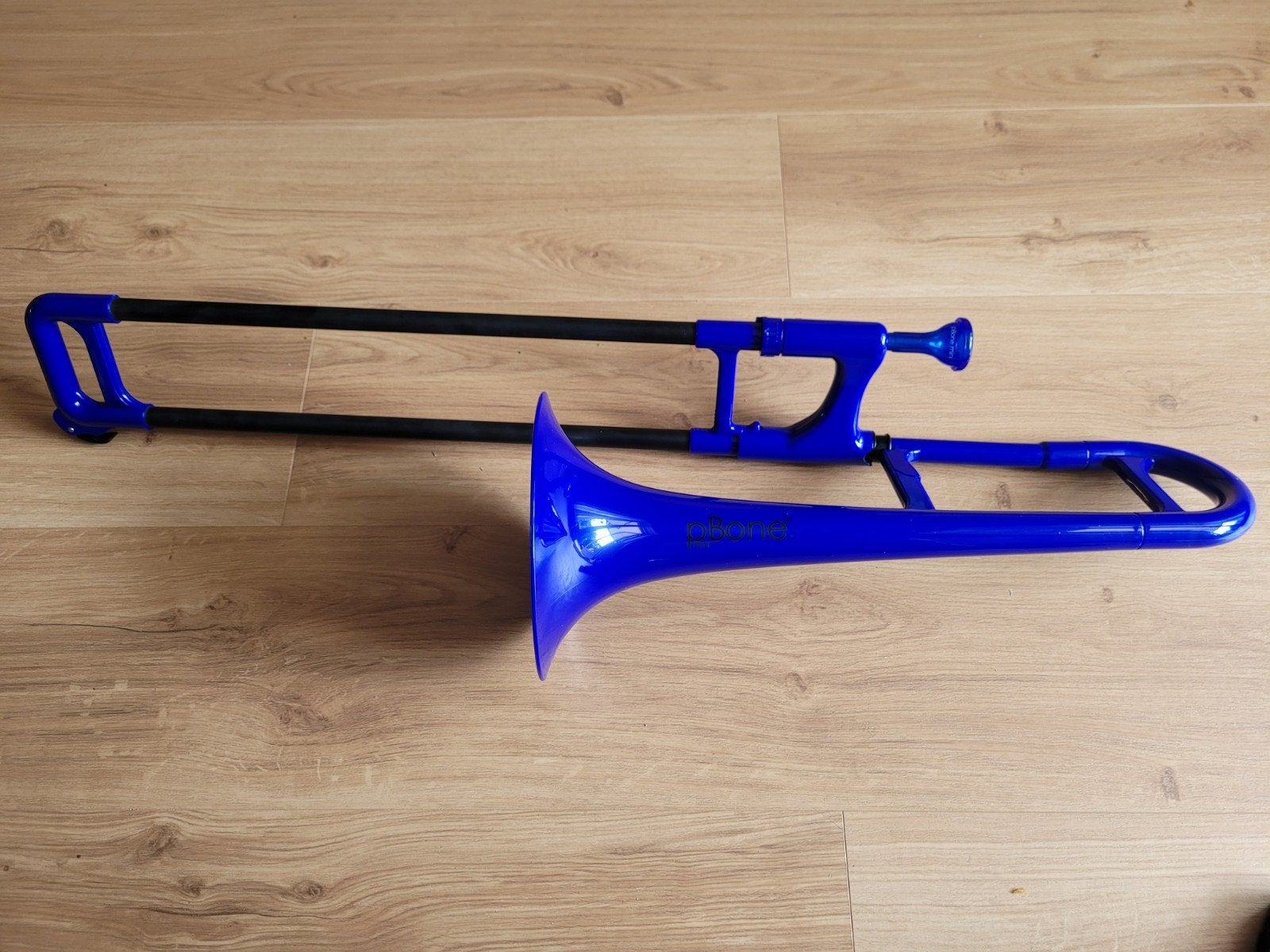 Jiggs pBone mini trombone blauw incl. tas, Muziek en Instrumenten, Ophalen of Verzenden, Gebruikt, Overige typen, Met koffer