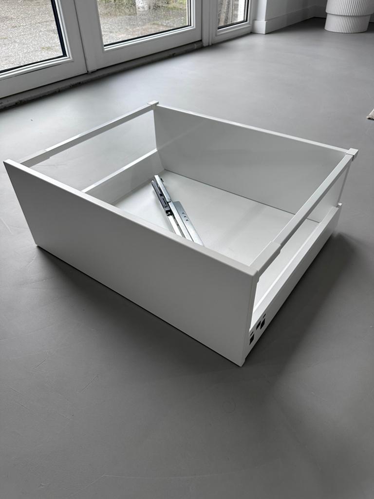 IKEA nieuwe Utrusta Lade 60 cm (502.046.55) ( met 1 glijder), Doe-het-zelf en Verbouw, Kratten en Dozen, Doos, Minder dan 35 cm