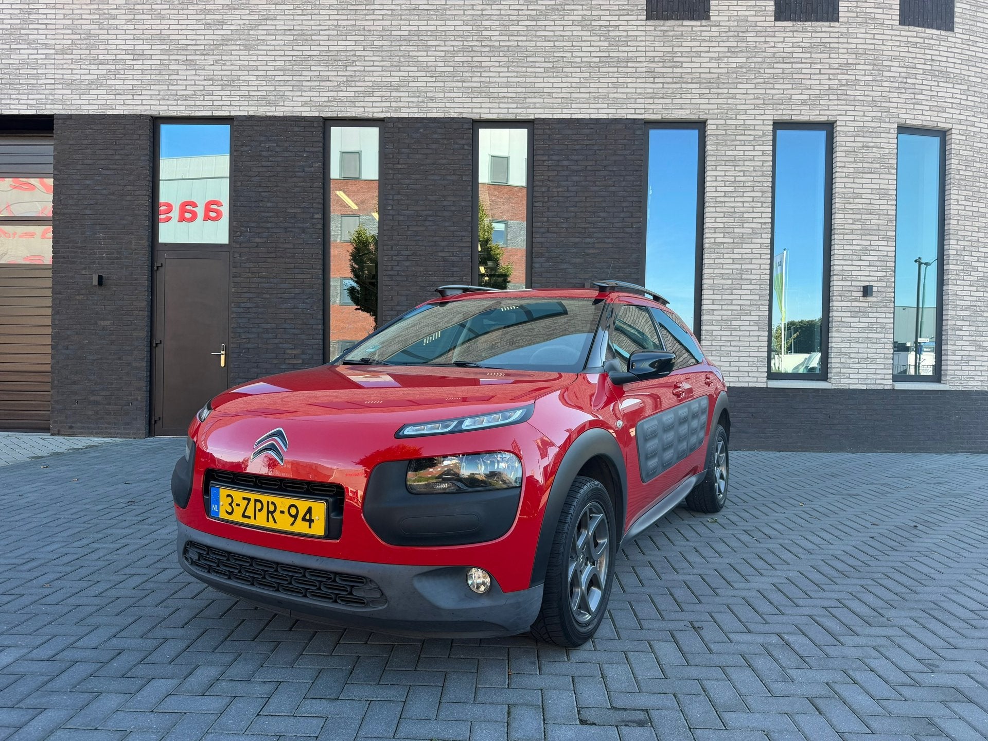 Citroen C4 Cactus 1.2 e-VTi Shine