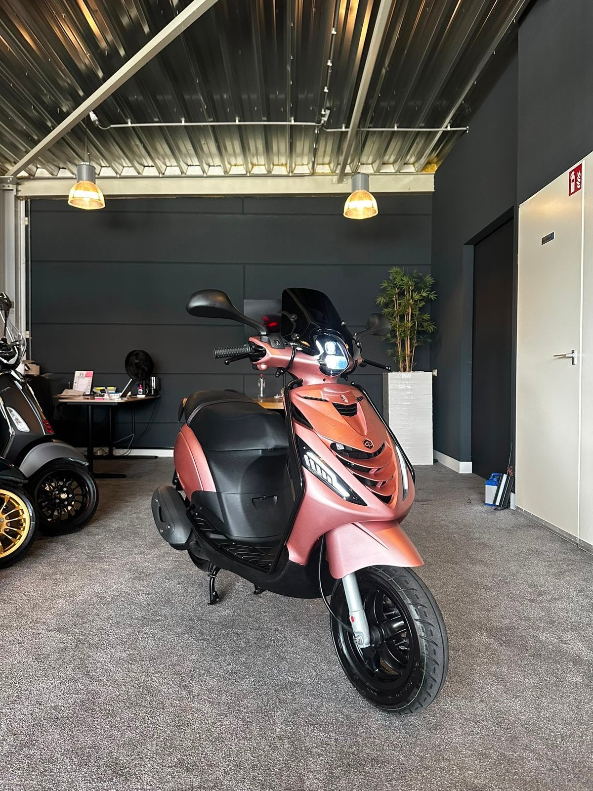 Piaggio Zip 50S | Full option | Garantie | Uniek | Euro 5, Fietsen en Brommers, Scooters | Piaggio, Ophalen, Maximaal 45 km/u