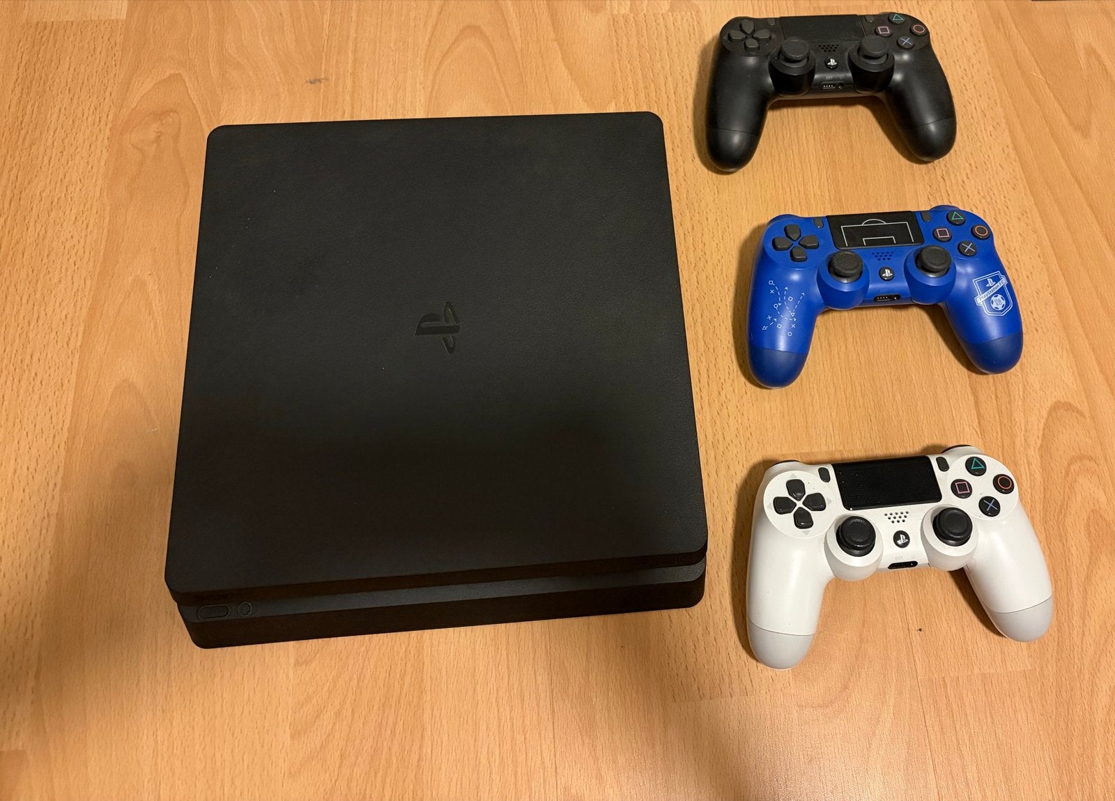 PlayStation 4 slim black 500GB met 3 controllers en 9 games, Ophalen, Zo goed als nieuw, Met 3 controllers of meer, Slim