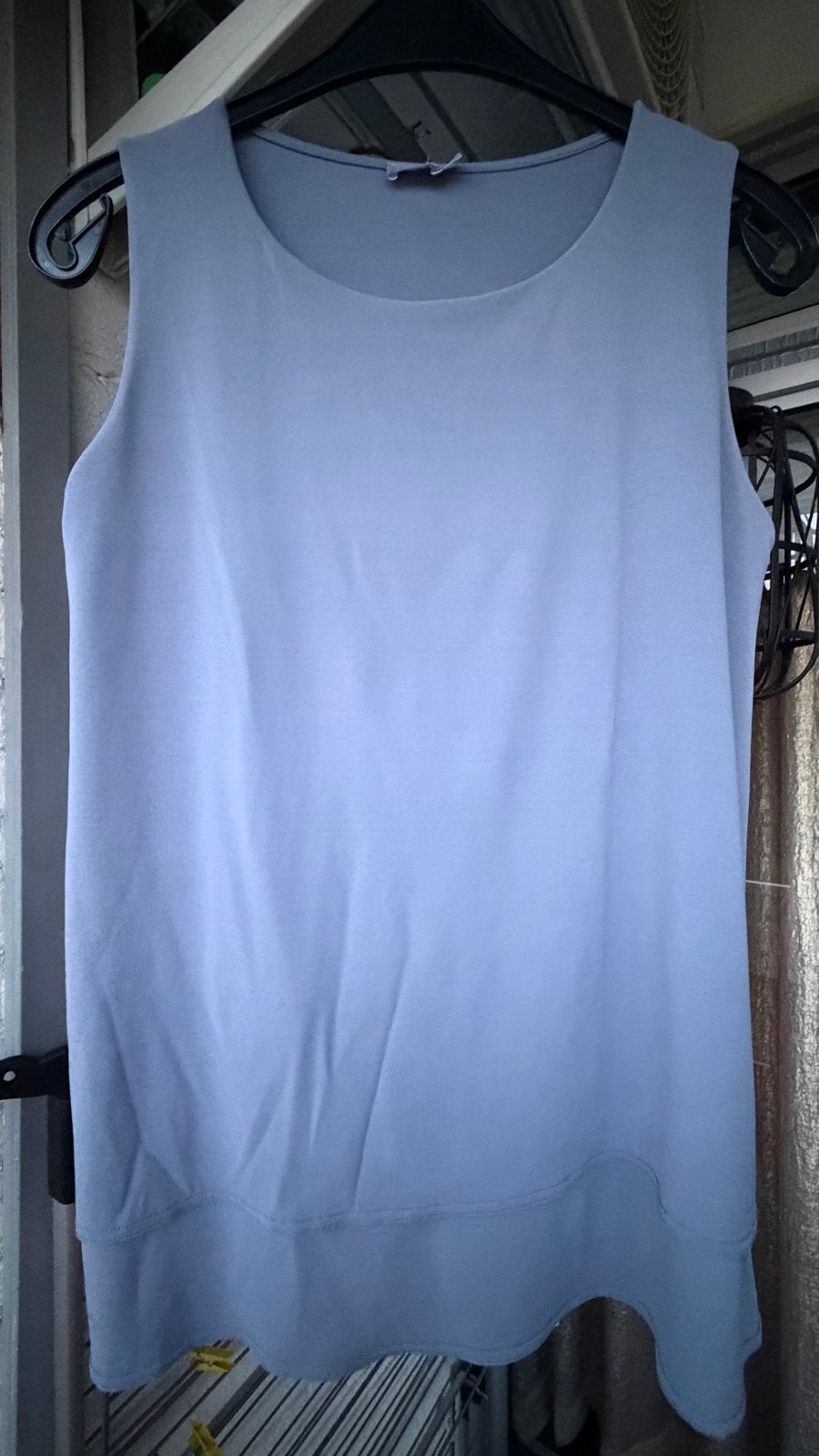No Man's Land top - Duifgrijs - Speelse overlay - Maat XL, Verzenden, Maat 46/48 (XL) of groter, Zo goed als nieuw, Zonder mouw