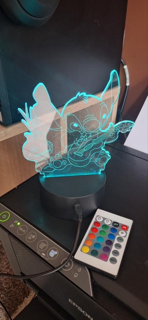 Stitch lamp met USB aansluiting en afstandsbediening, Ophalen of Verzenden