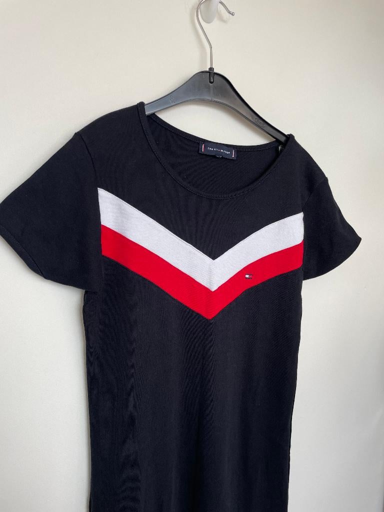 Tommy Hilfiger t-shirtjurk donkerblauw chevronpatroon XS/S, Kleding | Dames, Contact.nl@service.tommy.com, Blauw, Danzigerkade 165, 1013 AP, Amsterdam