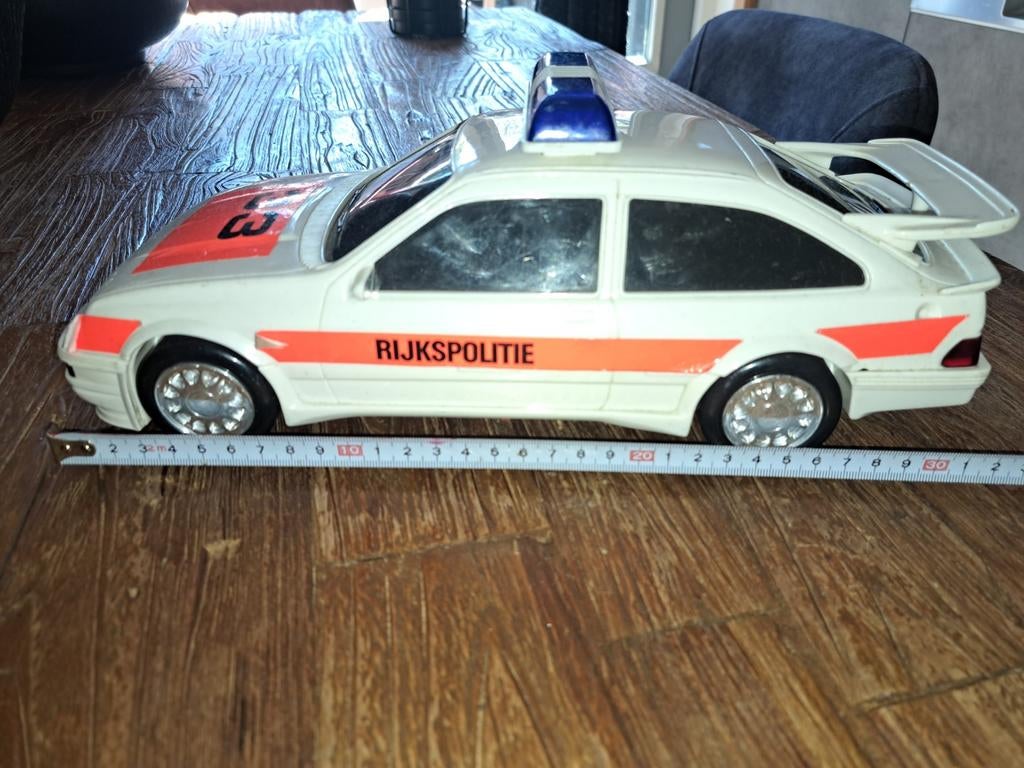 Ford sierra  rijkspolitie., Hobby en Vrije tijd, Modelauto's | 1:18, Ophalen of Verzenden