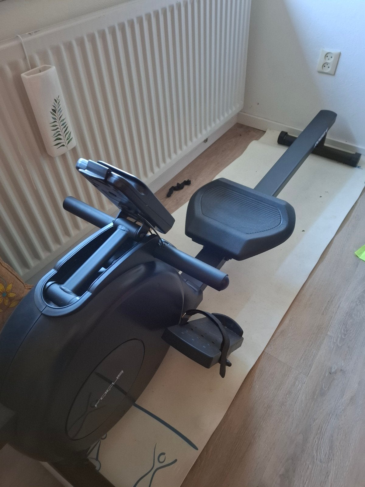 Roeiapparaat Focus Fitness Row 2.4 - Zo goed als nieuw, Ophalen, Zo goed als nieuw, Armen, Roeitrainer