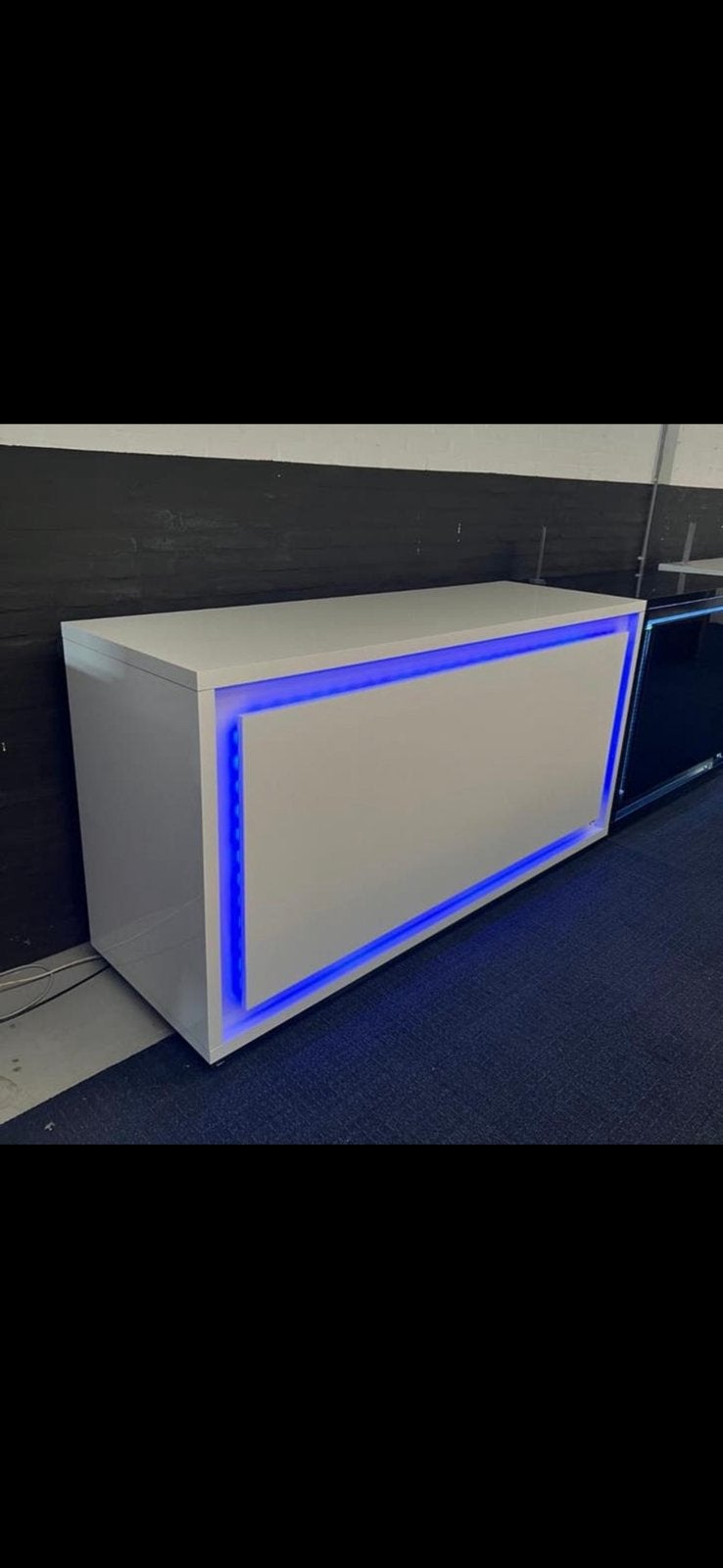 Mooie toonbank met led, Antiek en Kunst, Ophalen of Verzenden