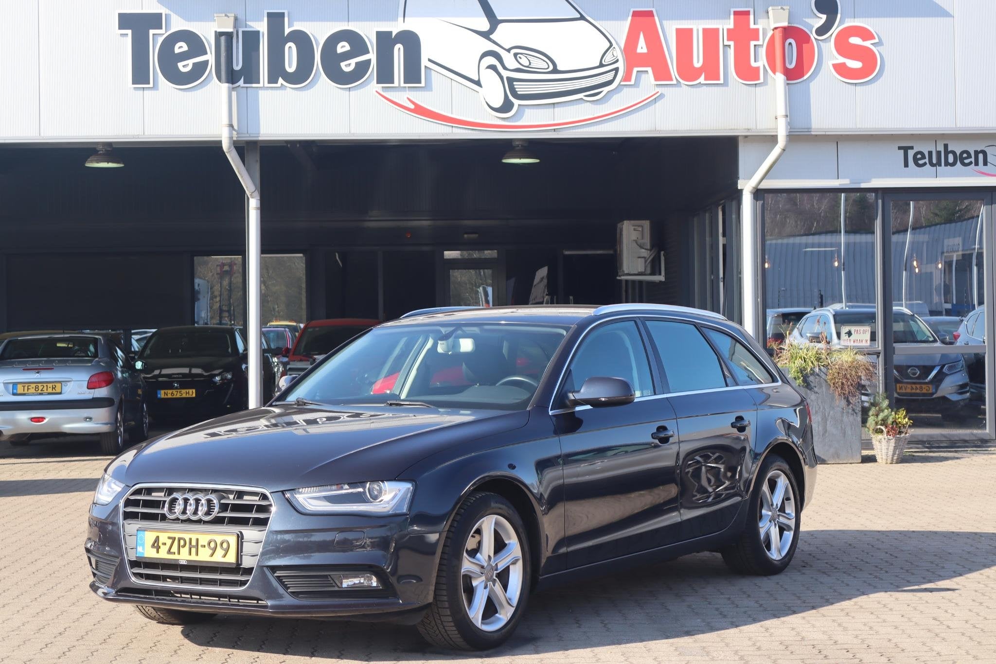 Audi A4 Avant 1.8 TFSI Advance Navigatie, Cruise control, Cl, Auto's, Euro 5, Stof, Gebruikt, Zwart
